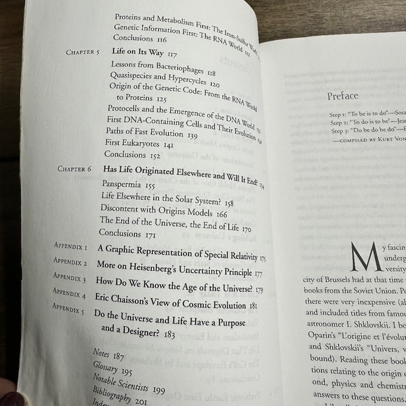 The Origins of Life and the Universe By Paul F. Lurquin (2003) Cosmology - Picture 8 of 8